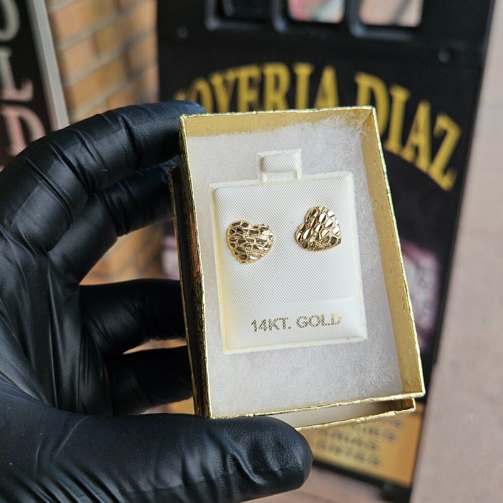 10k Yellow Gold Nugget Heart stud Earrings